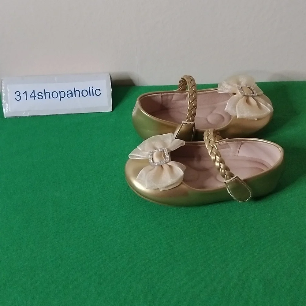 Toddler Girls Gold Patent Leather Shoes With Bow